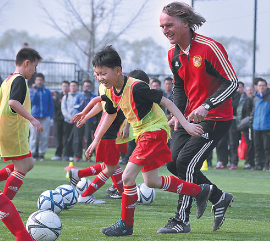 Dutch soccer expertise shows on campus