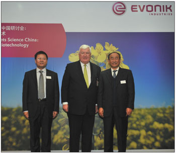 Evonik stays optimistic amid global crude price plunge