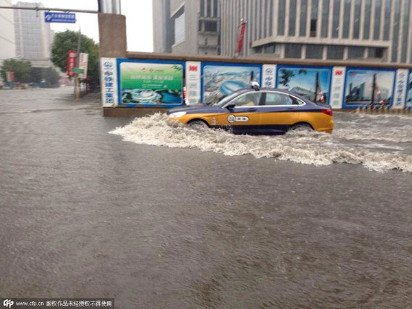 Beijing issues yellow alert for rainstorms