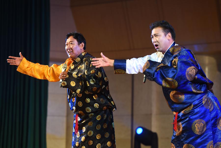 The 4th ethnic groups opera show kicks off in Beijing