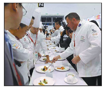 Global chefs meet for Chinese food cook-off