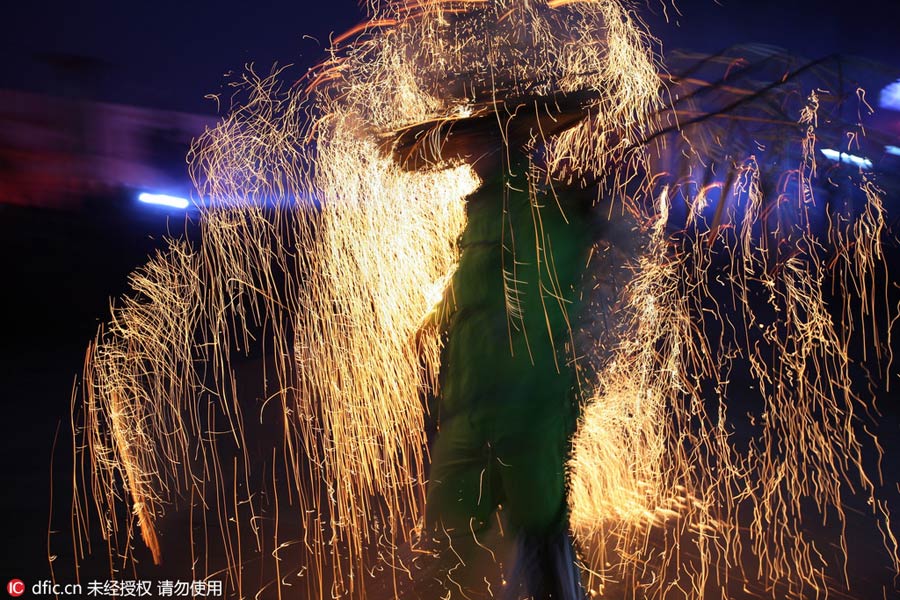 12 photos you don't want to miss about Chinese Lantern Festival