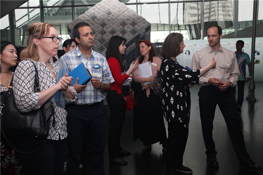 Sinologists visit the National Library of China during study program