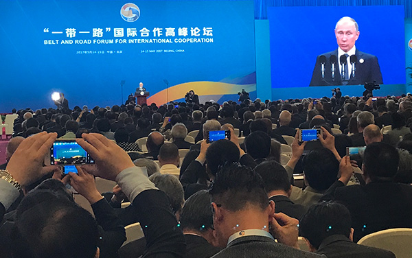 Xi says China, Russia play role of 'ballast stone' in world peace, stability