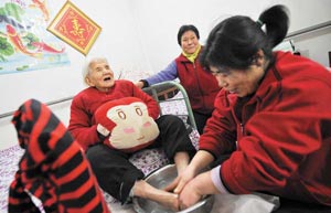 Over 40 percent dissatisfied with China's pensions