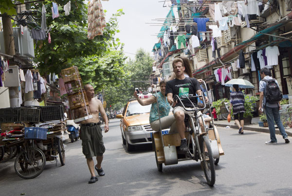 Bamboo electric tricycle helps keep Shanghai green