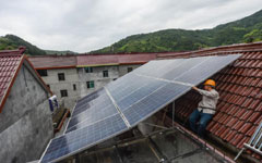 Rooftop projects shine a spotlight on solar power benefits