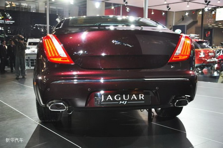 Jaguar XJ