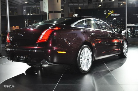 Jaguar XJ