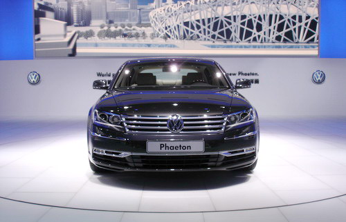 VW new Phaeton's world premiere