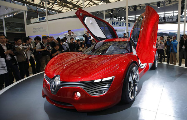 Renault DeZir electric concept car Asia debut