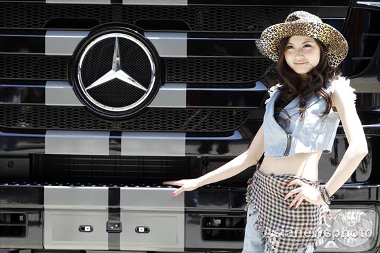 Mercedes-Benz girl