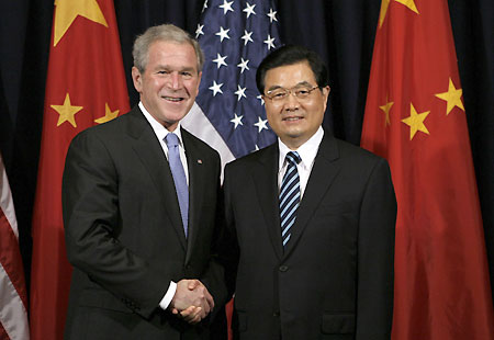 China, US presidents meet on bilateral ties, financial crisis