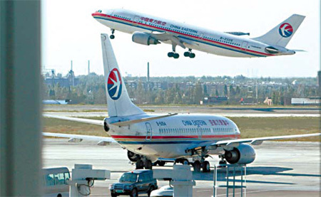 China Eastern returns to black in first half