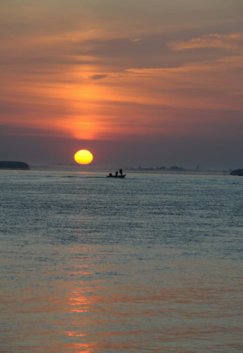 Sino-Russian border island opens to Chinese tourists