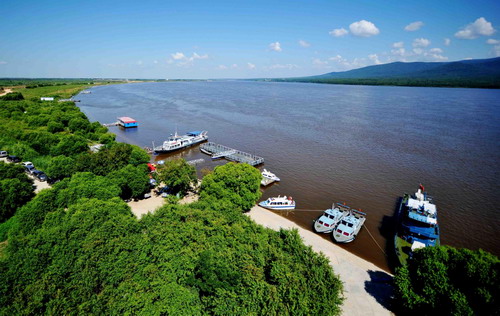 Sino-Russian border island opens to Chinese tourists