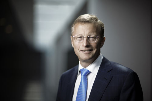 Moller-Maersk staying afloat