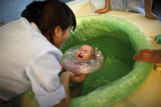 Maternity care business booms in China