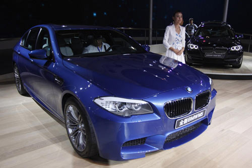 BMW sees 2012 premium market growth above 8%