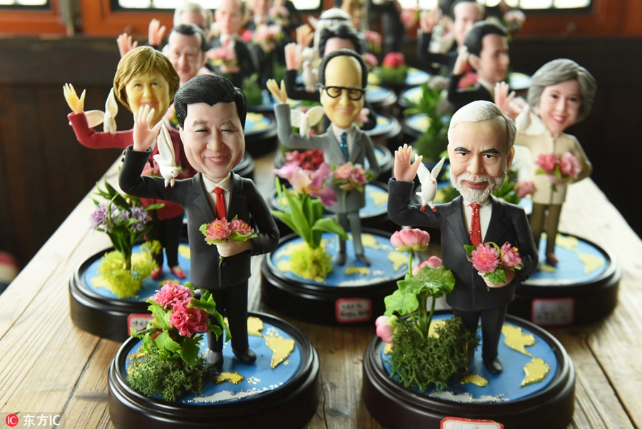 Artist creates clay sculptures of G20 leaders to wish world peace