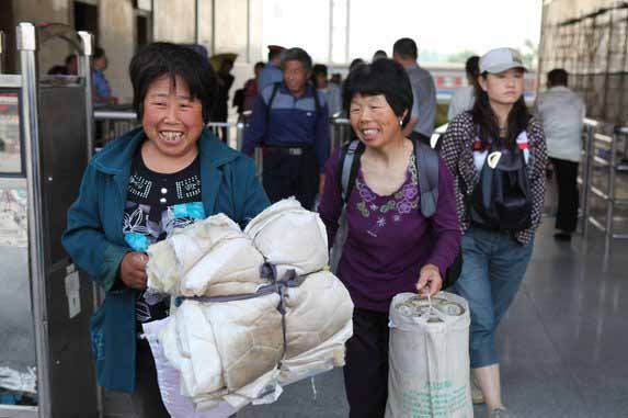 Farmers return home for harvest