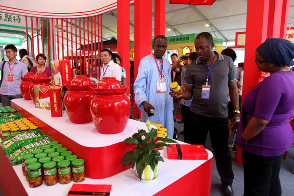 Sichuan <EM>paocai</EM> trade fair a hot spot for deals