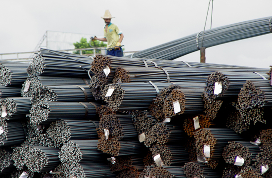 Ailing steel industry cheered by construction projects