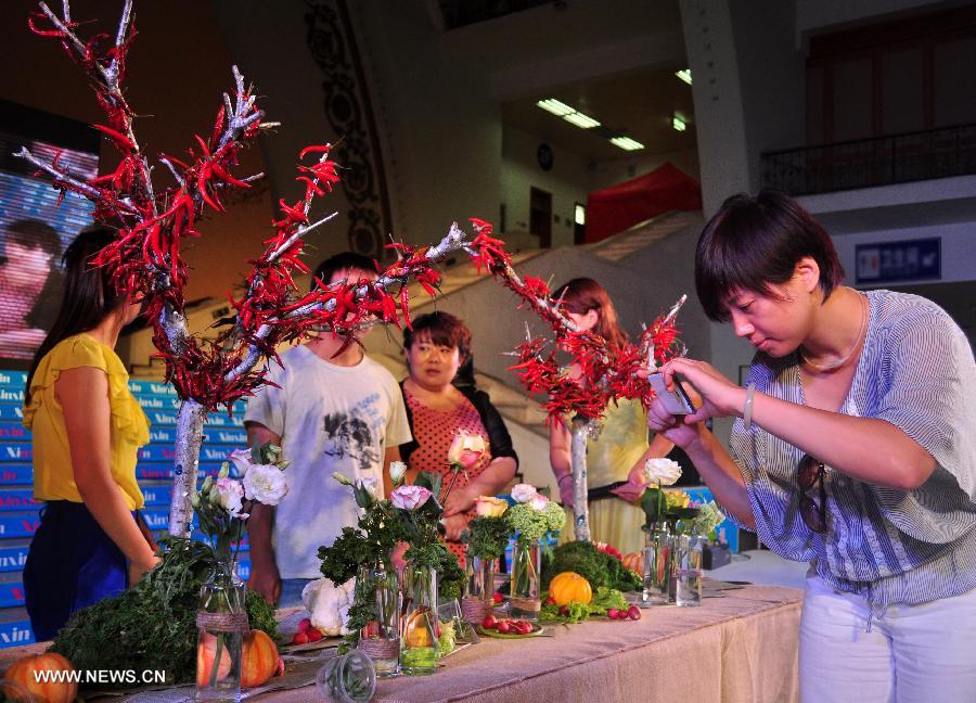 Highlights from summer wedding fair in Beijing