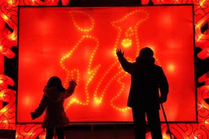 Railway trips surge after Lantern Festival