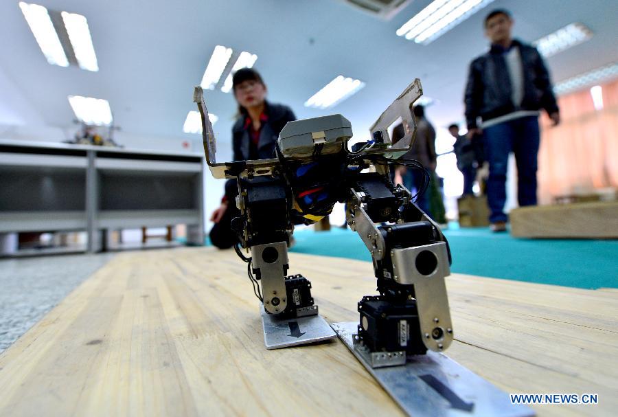 Award-winning projects of China Robot Competition displayed