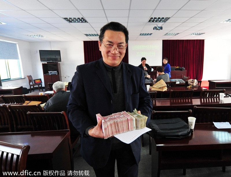 Villagers get 116 million yuan bonus