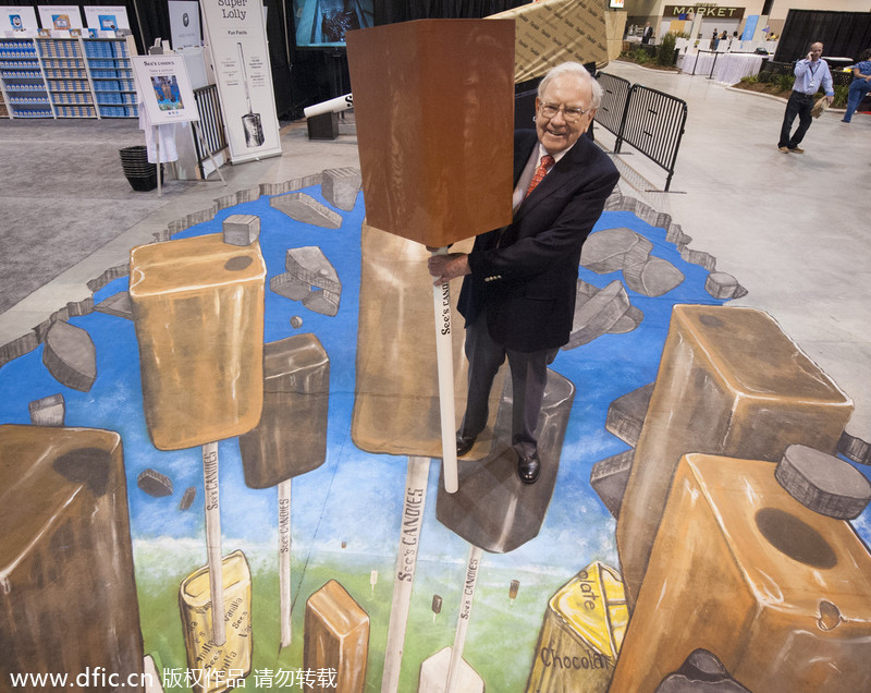 Buffett at Berkshire Hathaway's shareholder's meeting 2014