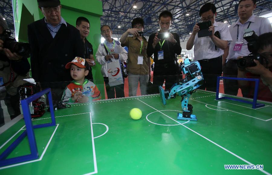 Expo showing tech magic in Beijing