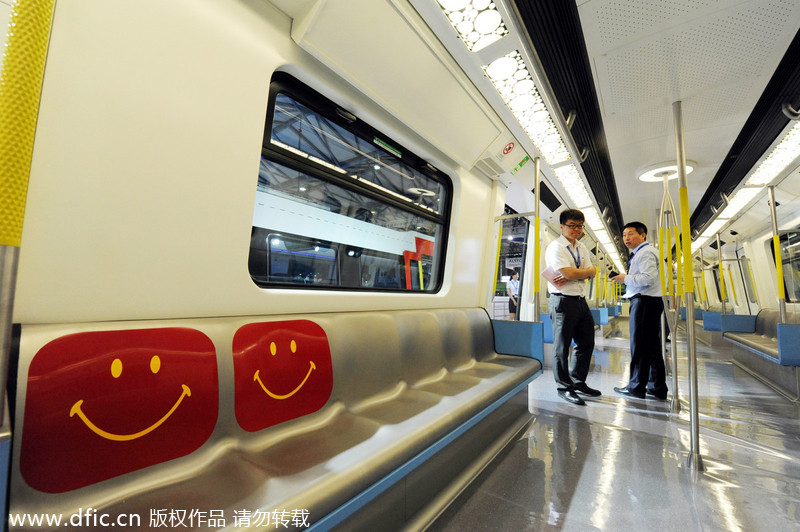 Amazing trains on display in Shanghai