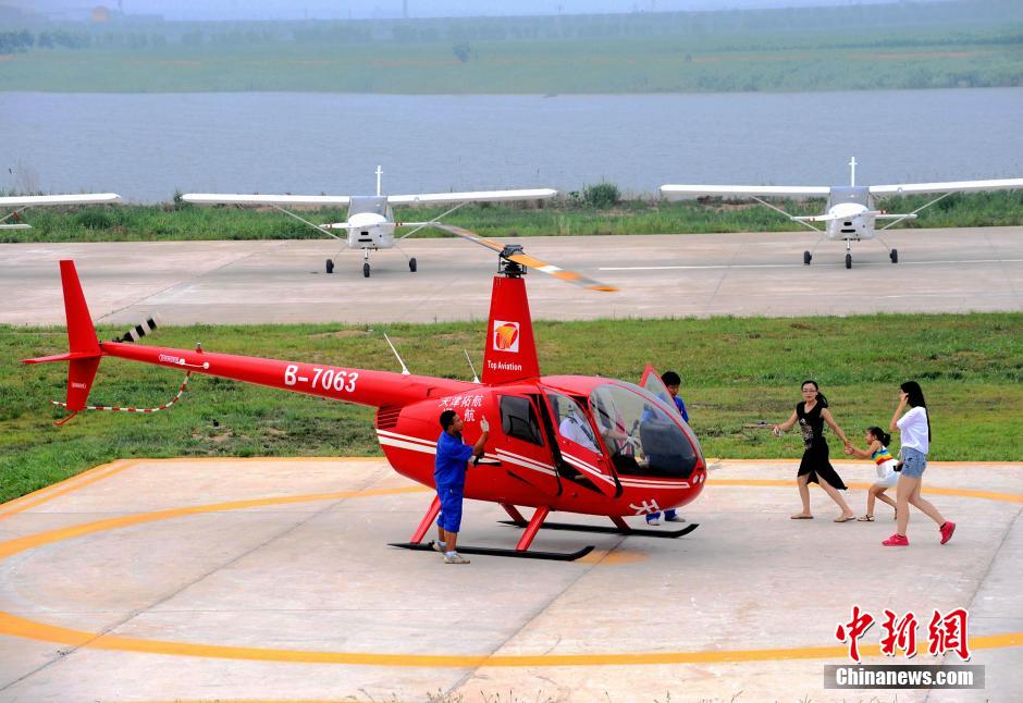 First private flying club draws crowds in Tianjin