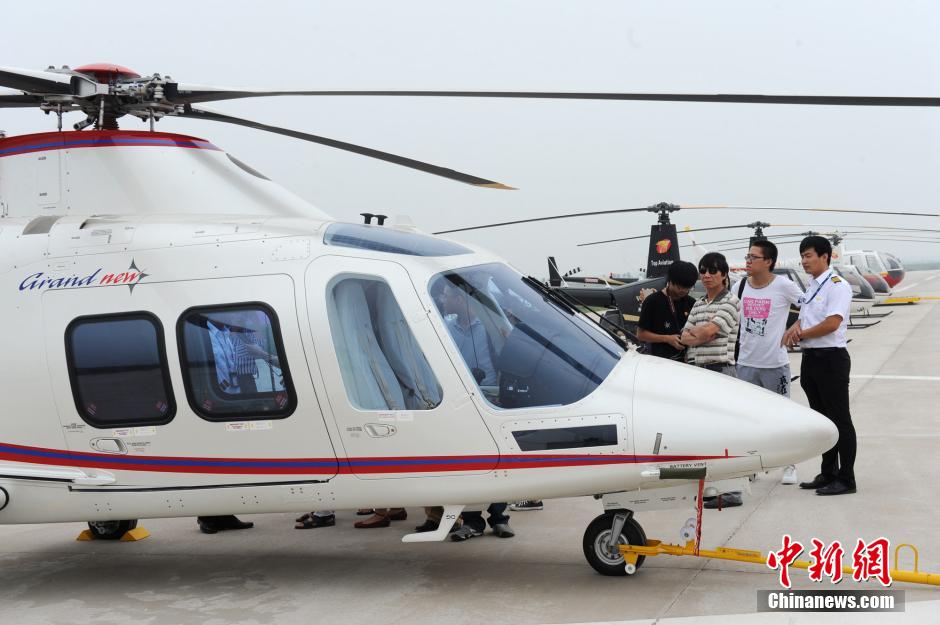 First private flying club draws crowds in Tianjin