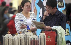 Showdown between China's realty agents and estate websites