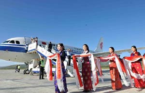 New uniforms highlight Xiamen Airlines