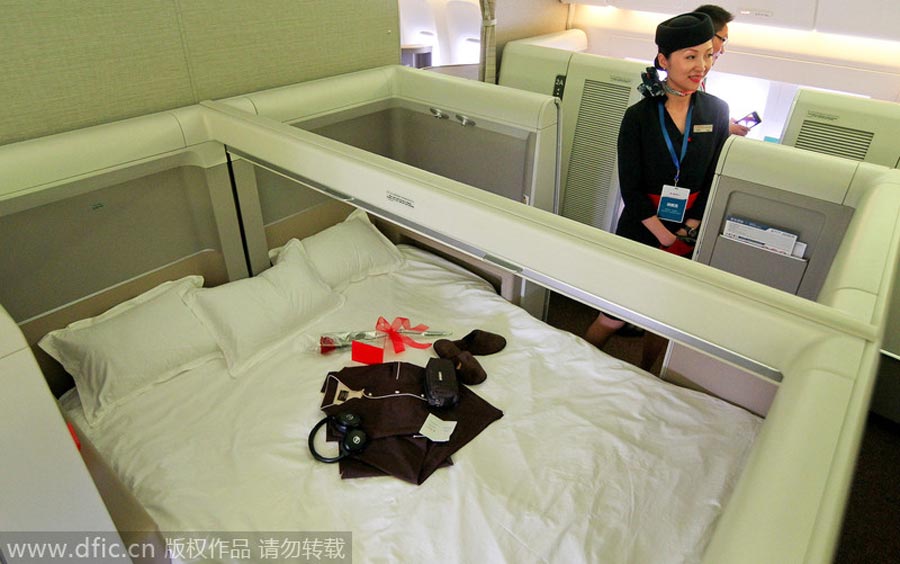 Luxurious new Boeing 777 delivered to China Eastern