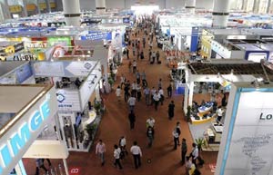 Canton Fair records decline in trade deals