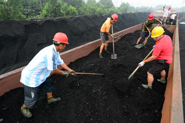 China's coal production falls 6.1%