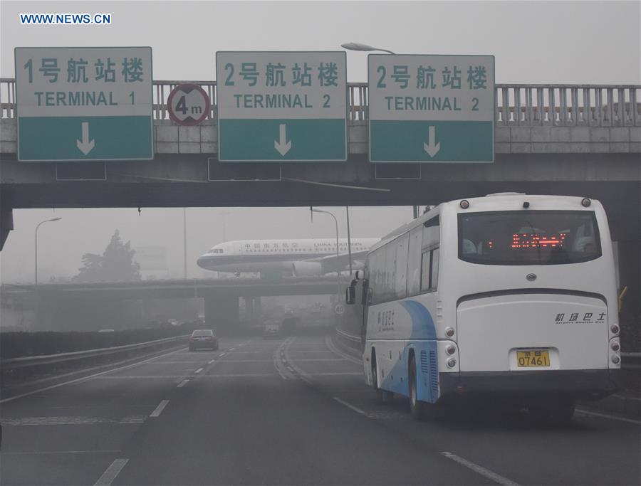 Flights delayed due to orange alert smog at Beijing Airport