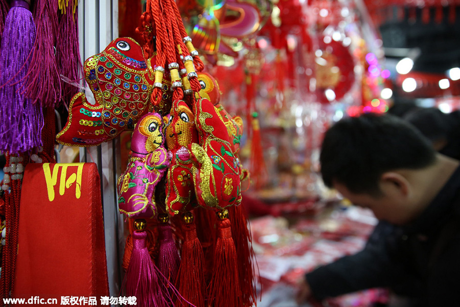 Spring Festival goods sales soar in Beijing