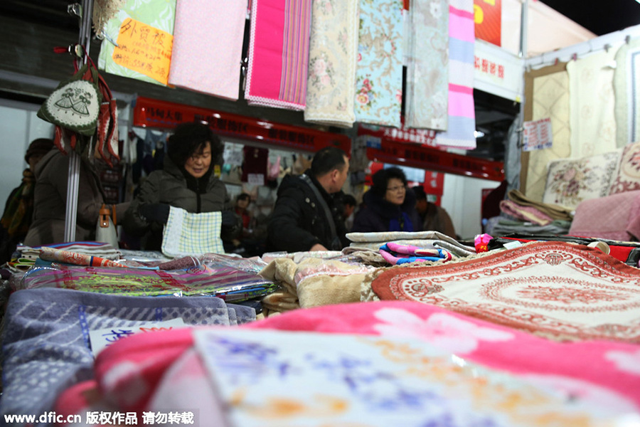 Spring Festival goods sales soar in Beijing