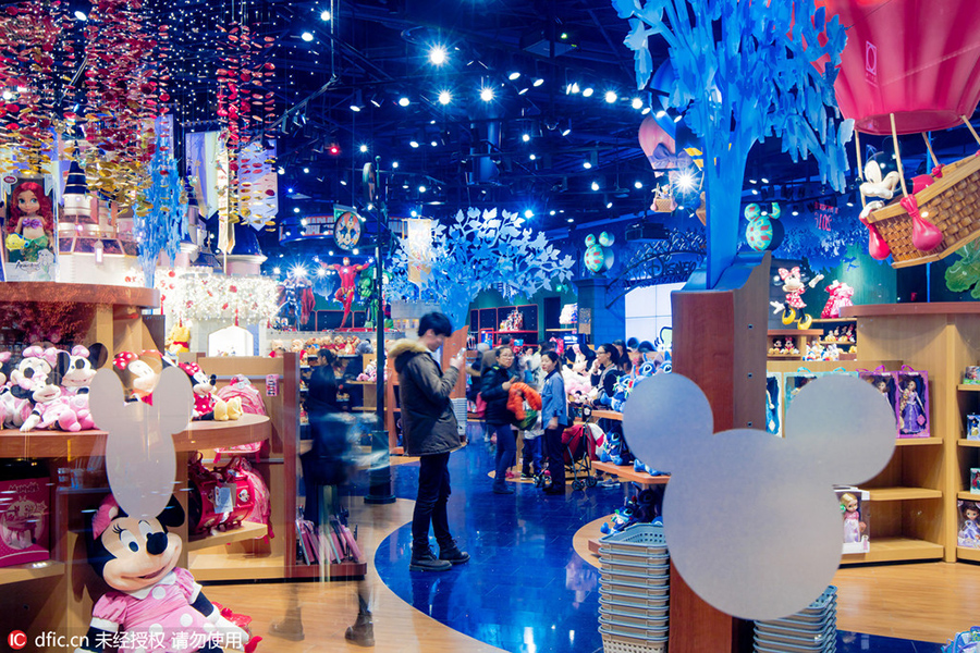 Disney-themed bell tower completed in Shanghai