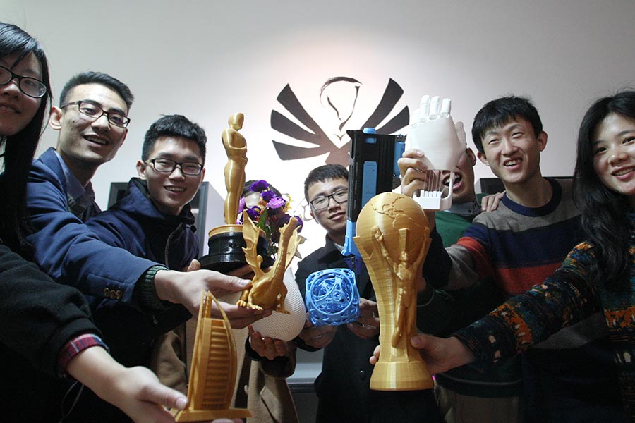 College students set up 3D printing studio in Harbin