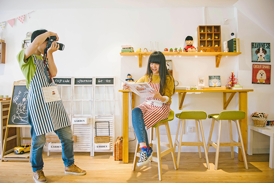 Making dessert and memories at a photo studio