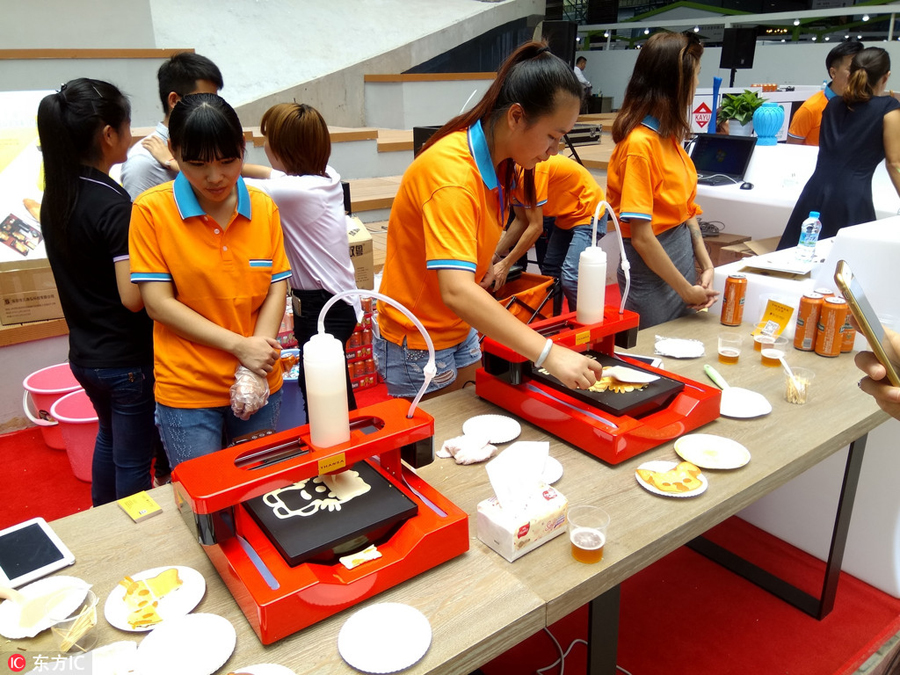 Robots, 3D printed food big hit at Shenzhen Maker Week