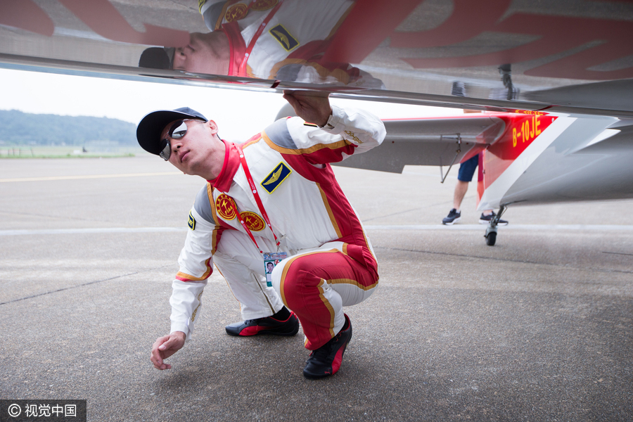 Chinese captain takes off at Air Show China in Zhuhai