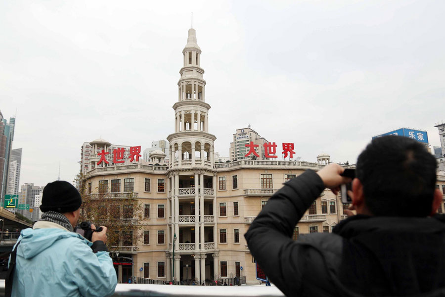 Century-old Shanghai Dashijie reopens for trial run